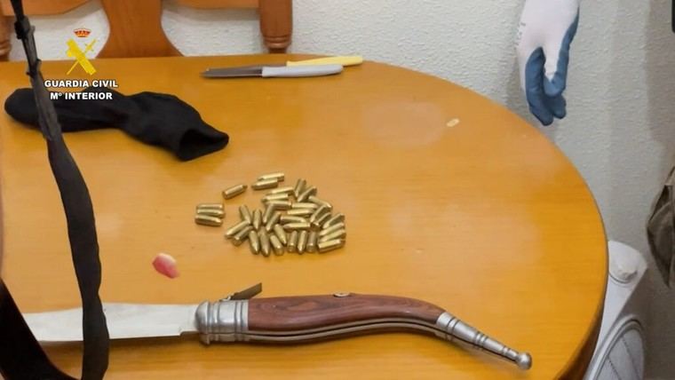 Tres arrestados tras tiroteo en Pilar de la Horadada que dejó dos heridos graves