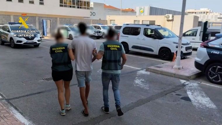Joven arrestado por apuñalar a un anciano en intento de robo en Torrevieja