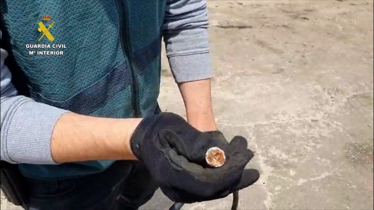 Detenidos dos hombres por el robo de cable de cobre en las vías del AVE que afectó a miles de viajeros