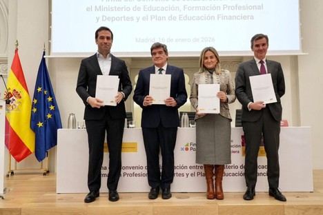 Educación y entidades financieras renuevan acuerdo para mejorar la educación financiera