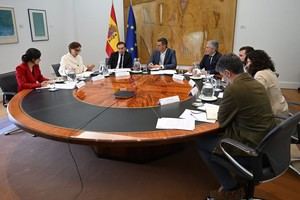 El buque MV Hondius arribará a Canarias en tres días sin riesgos para la población