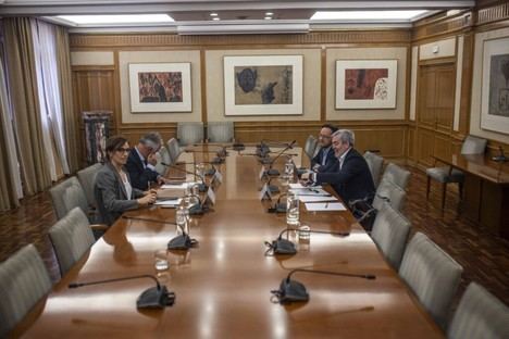 El Gobierno español coordina acciones para el traslado de pasajeros del MV Hondius a Canarias