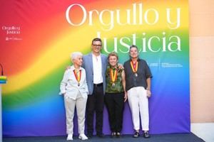 El Gobierno reconoce a Boti García, Mili Hernández y Charo Alises por su labor en defensa de los derechos LGTBI+