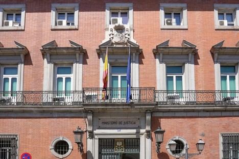 El Gobierno interrumpe plazos judiciales del 27 al 31 de julio por incendios