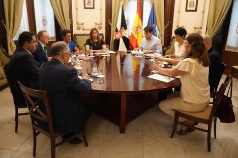 El Ministerio de Inclusión abre cuatro nuevos centros de atención humanitaria en Ceuta