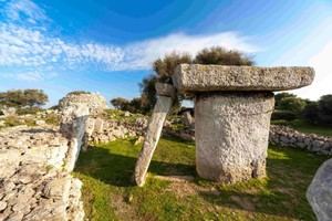 El ministro de Cultura se opone a obras en Menorca Talayótica sin aprobación de la UNESCO