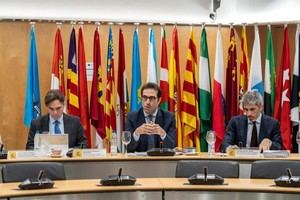 El ministro de Economía coordina con las autonomías la respuesta a los nuevos aranceles de EE. UU