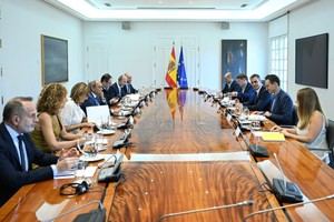 Sánchez se reúne con CEPES para fortalecer la economía social