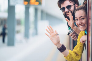 El programa Verano Joven logra 6,4 millones de viajes en tren y autobús con descuentos del 90%