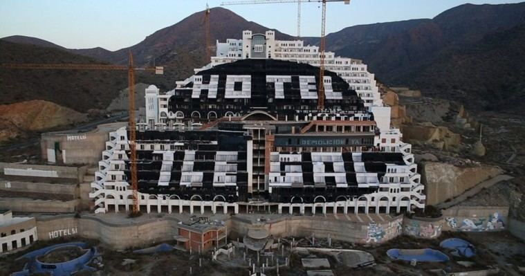 Greenpeace alerta sobre posible legalización de licencia del Algarrobico por el Ayuntamiento de Carboneras