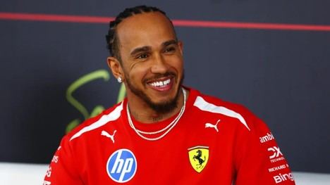 Hamilton se siente en su mejor momento y más conectado con el nuevo Ferrari