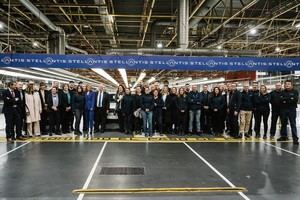 Hereu resalta la importancia de la gigafactoría de Stellantis y CATL tras recibir 300 millones en ayudas