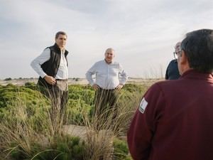 Hereu inspecciona inversiones en sostenibilidad en Doñana