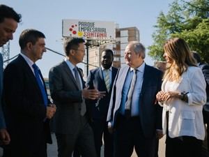 Hereu inaugura la futura sede de Desay en Linares con apoyo de 5,5 M€ del Gobierno