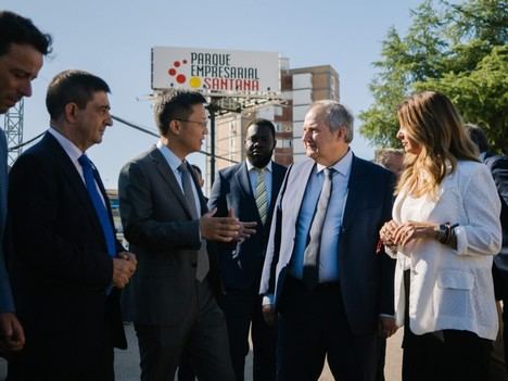 Hereu inaugura la futura sede de Desay en Linares con apoyo de 5,5 M€ del Gobierno