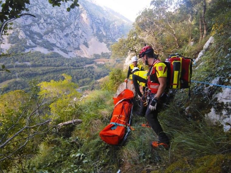 Escalador alemán sufre grave accidente en La Hermida