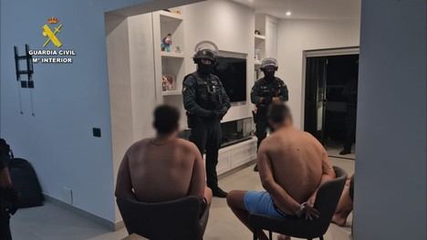 Desmantelan red criminal y confiscan 13 toneladas de óxido nitroso en Tenerife