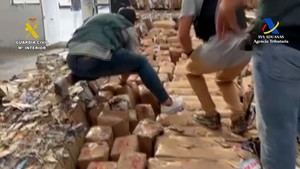 Desmantelan red de tráfico con más de 3,2 toneladas de hachís en Granada