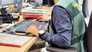 Detenidas 15 personas por estafas de 393.000 euros a través de smishing y vishing