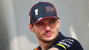 Verstappen habla sobre su futuro y las conversaciones con Mercedes
