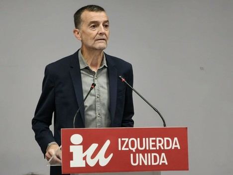 IU aplaude la decisión de la ministra Saiz de no aumentar las cuotas a los autónomos