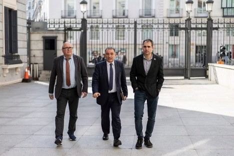 IU solicita en el Congreso medidas urgentes para ayudar a personas sin hogar en Barajas