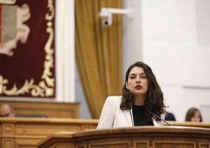 Jiménez defiende las ayudas a la conciliación del Gobierno de Page frente al PP