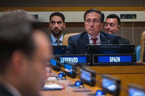 Albares urge a aprovechar el momento político para avanzar hacia la paz entre Israel y Palestina