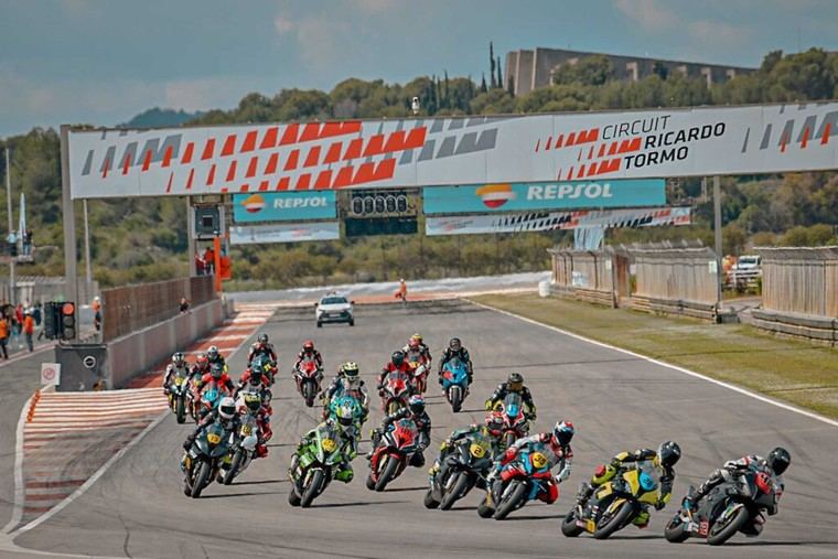 Inicia la tercera edición de la BMW Motorrad RR Iberia Cup con seis fechas en España y Portugal