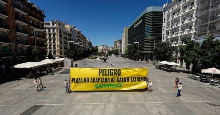 Greenpeace demanda a empresas de combustibles fósiles tras triplicarse muertes por calor en Europa
