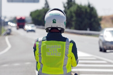 La DGT inicia campaña para prevenir distracciones al conducir