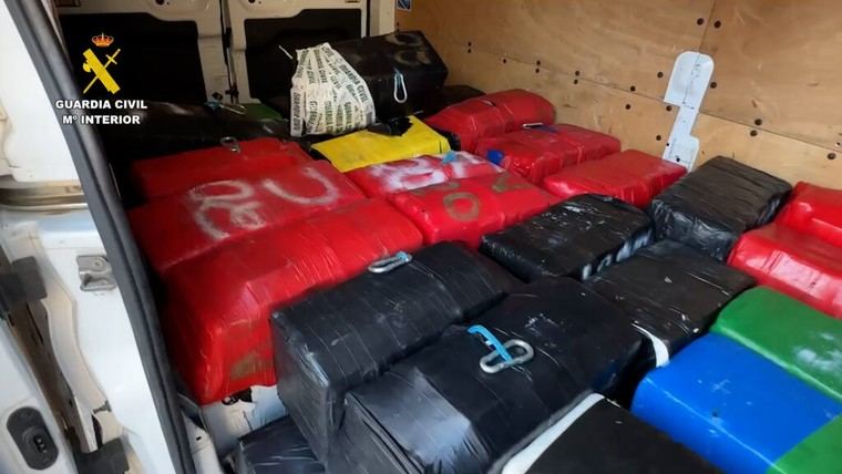 La Guardia Civil intercepta 1.500 kg de cocaína en Rota y Cádiz