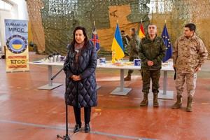 La formación a combatientes ucranianos se extiende en duración