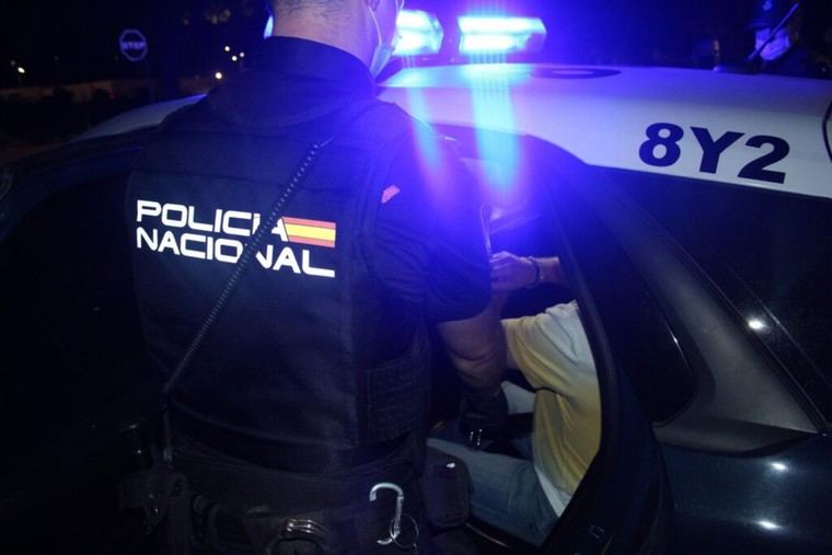 Desmantelan una red criminal que traficaba con embarcaciones para el traslado de migrantes