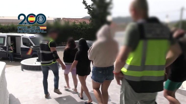 Desmantelan red internacional de trata de mujeres en España