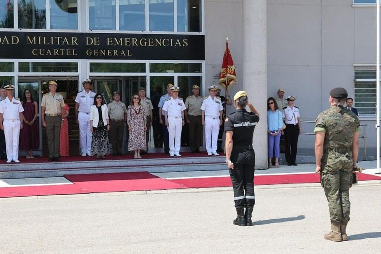 Fuerzas Armadas reciben condecoraciones por su labor en la operación DANA 2024