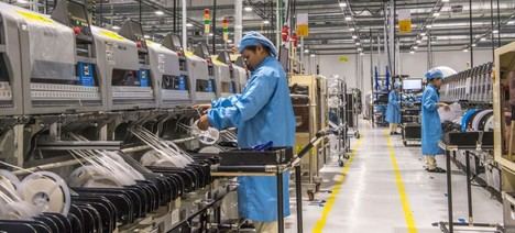 Las corporaciones y la IA amenazan los derechos humanos, advierte la ONU