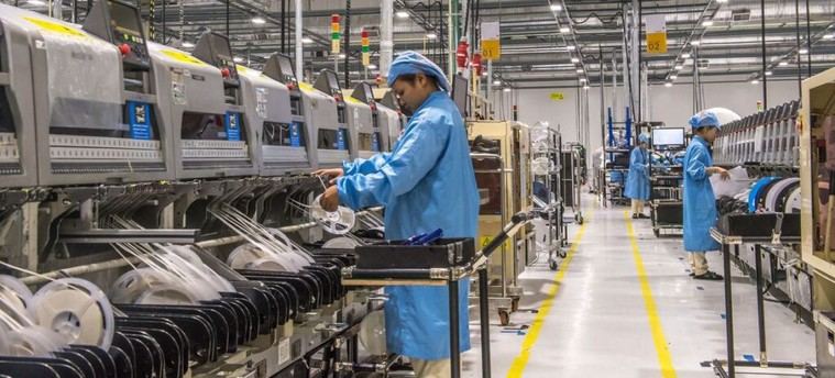 Las corporaciones y la IA amenazan los derechos humanos, advierte la ONU