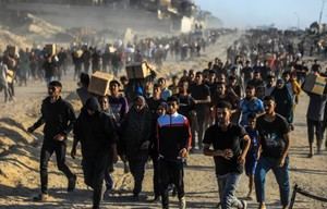 Centros de alimentos en Gaza son denunciados como 