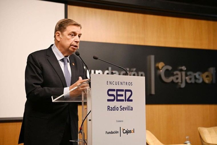 Andalucía, clave en la fortaleza del agro español, según Luis Planas