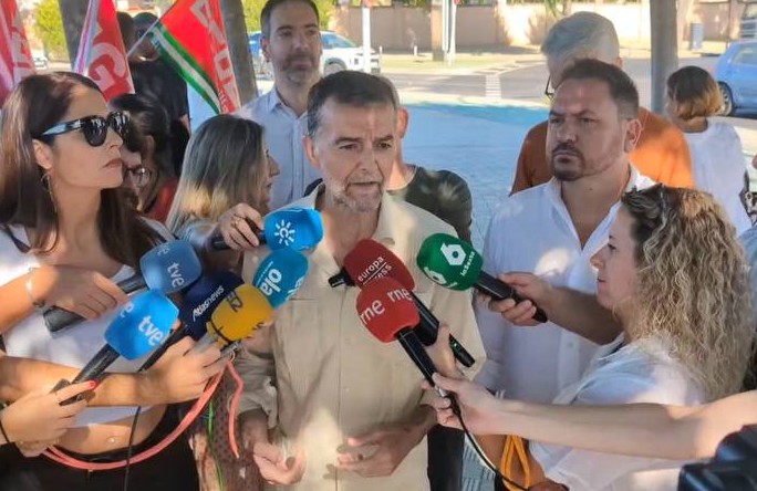 Maíllo respalda en Sevilla la reducción de jornada laboral y critica a las derechas