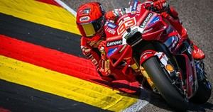 Márquez lidera la jornada del viernes en Sachsenring con el mejor tiempo