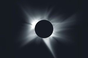MICIU utiliza superordenador para predecir la corona solar del eclipse de agosto