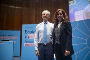 Mónica García destaca la desigualdad como clave para mejorar la salud pública