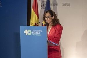 Mónica García destaca la sanidad pública como un logro fundamental de la democracia en España