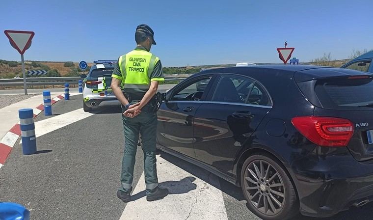 Fallece un motorista tras colisión con un coche en La Rinconada, Sevilla