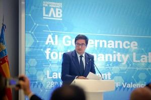 Óscar López insta a actuar para asegurar una gobernanza efectiva de la IA