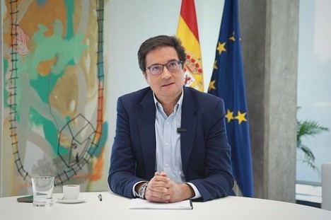 Óscar López presenta en la OCDE la estrategia de IA para modernizar la Administración Pública en España