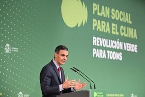 Sánchez presenta un plan de 9.000 millones para apoyar a hogares vulnerables en la transición energética