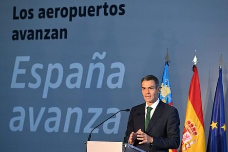 Sánchez anuncia inversión récord de 13.000 millones en aeropuertos españoles hasta 2031